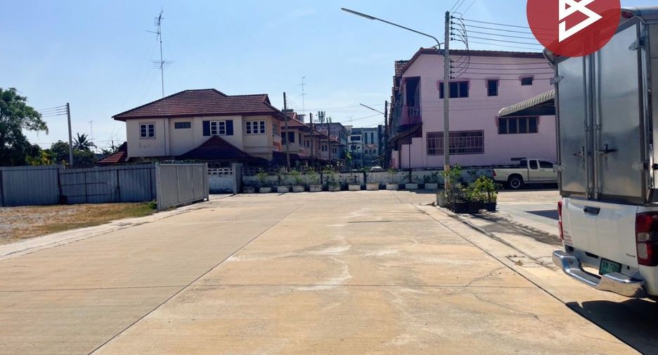 Продажа 2 спальни торговое помещение в Mueang Suphanburi, Супанбури