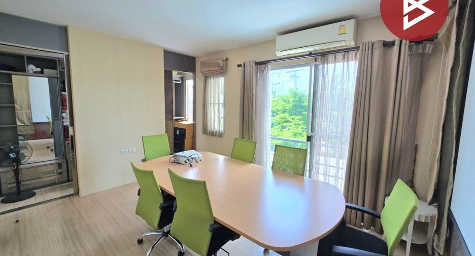 Reihenhaus zum Kauf mit 6 Zimmer in Bang Bon, Bangkok