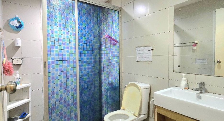 Reihenhaus zum Kauf mit 6 Zimmer in Bang Bon, Bangkok