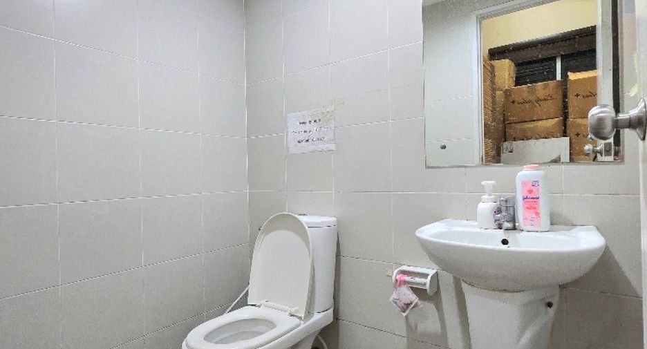 Reihenhaus zum Kauf mit 6 Zimmer in Bang Bon, Bangkok