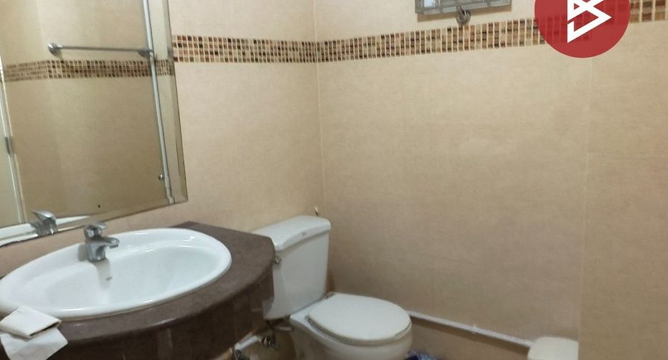 出租 和 出售 4 卧室 独立屋 在 Don Mueang, 曼谷