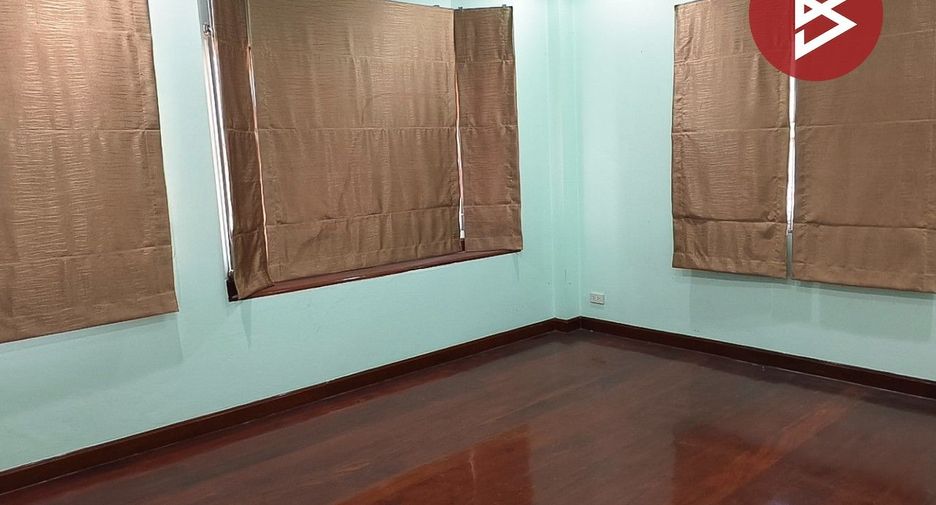 出租 和 出售 4 卧室 独立屋 在 Don Mueang, 曼谷