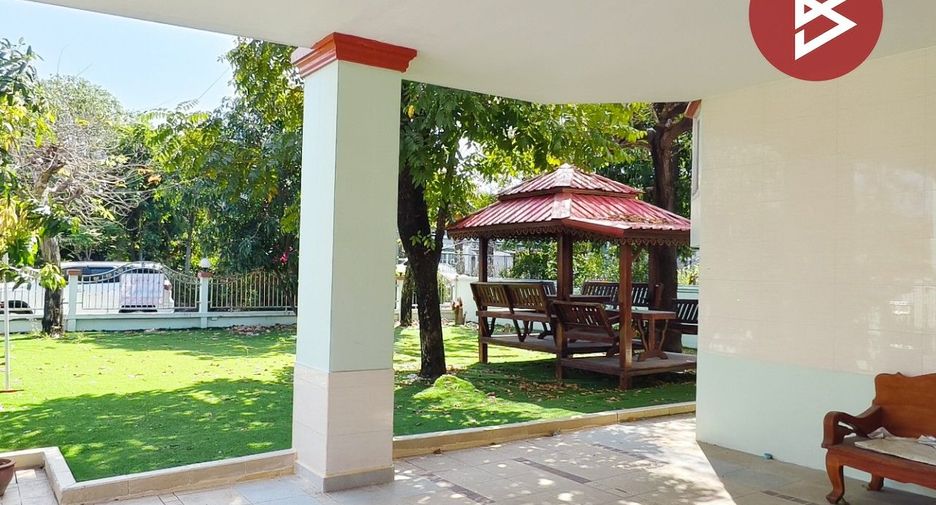 出租 和 出售 4 卧室 独立屋 在 Don Mueang, 曼谷