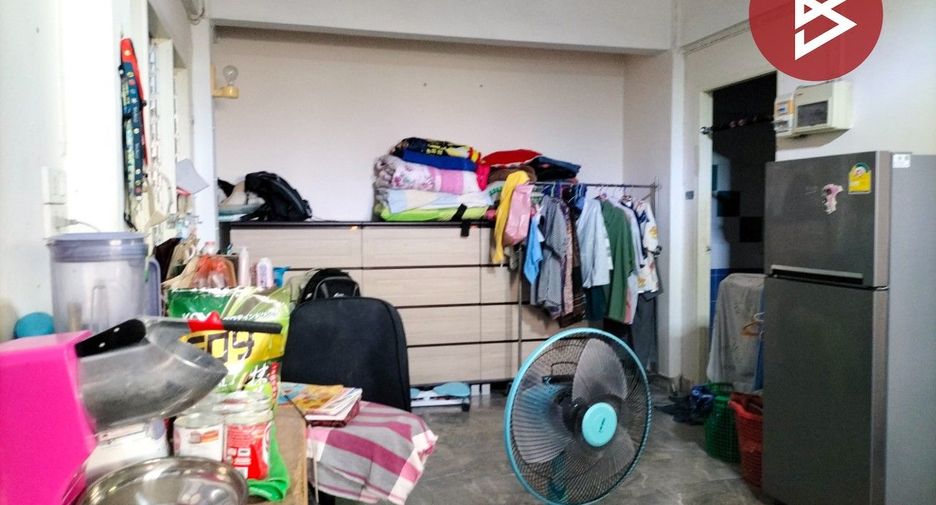 出售 3 卧室 独立屋 在 Mueang Pathum Thani, Pathum Thani