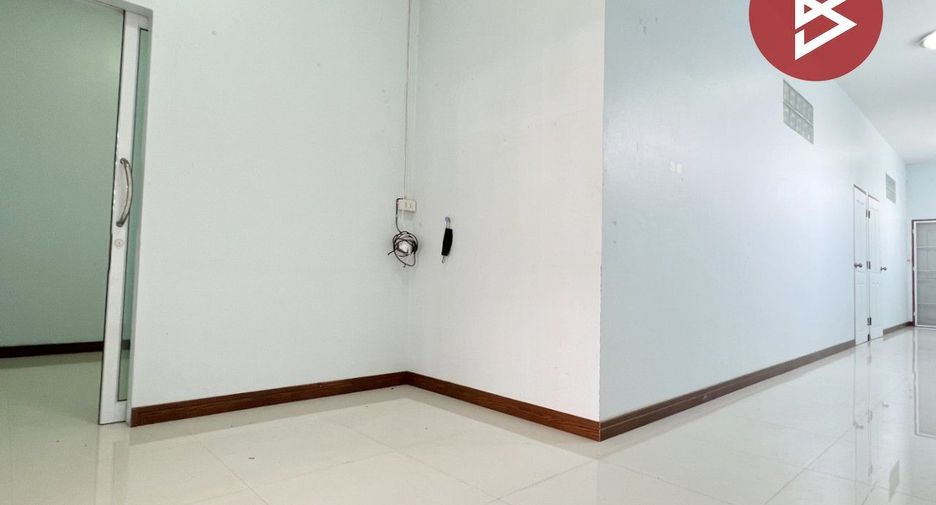 Продажа 3 спальни дом в Mueang Sisaket, Sisaket
