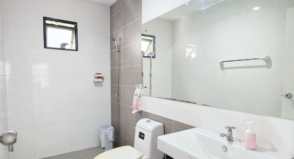 Haus zum Kauf mit 3 Zimmer in Bang Phli, Samut Prakan