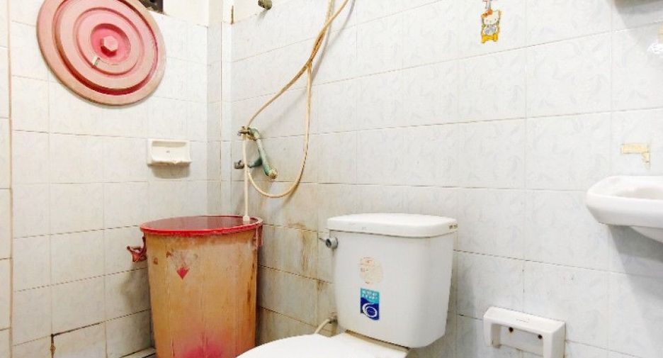 For sale 2 bedrooms townhouse in Ban Pong, Ratchaburi