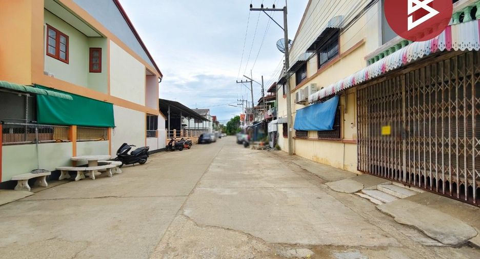 For sale 2 bedrooms townhouse in Ban Pong, Ratchaburi