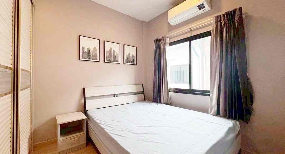 For sale 3 bedrooms townhouse in Bang Lamung, Chonburi