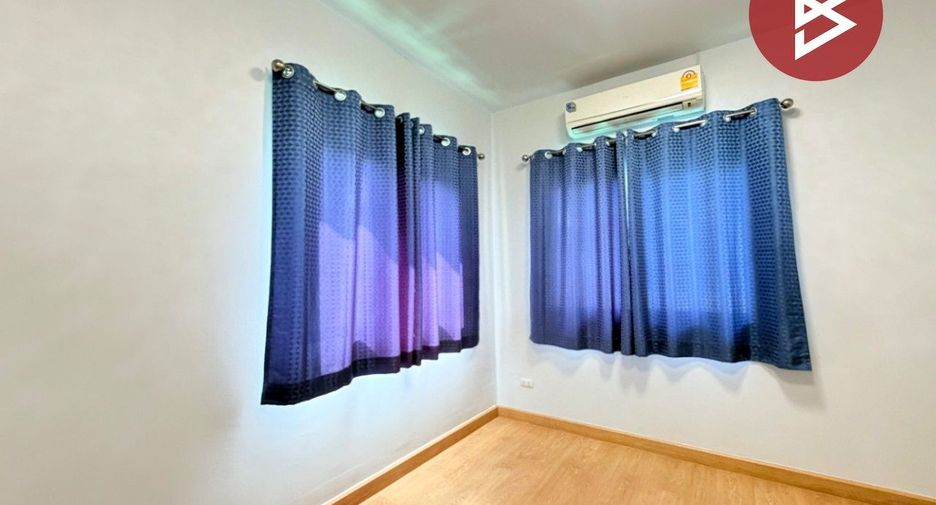À vendre 2 chambres maison de ville à Bang Sao Thong, Samut Prakan