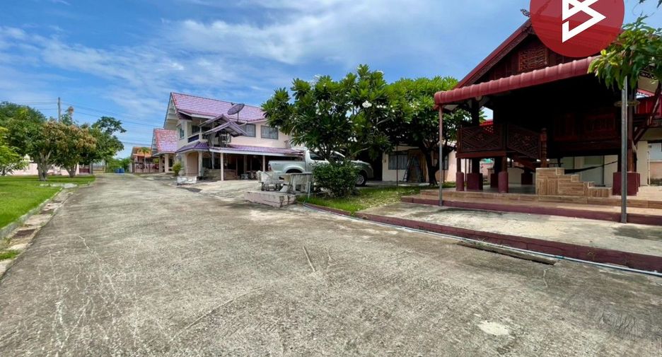 For sale 11 bedrooms house in Chiang Yuen, Maha Sarakham