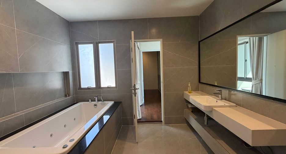 For rent 4 ベッドルーム house in Bueng Kum, Bangkok