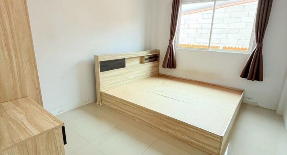 For sale 3 bedrooms house in Mueang Samut Sakhon, Samut Sakhon