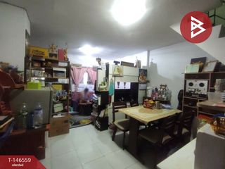 出售 2 卧室 联排别墅 在 Khlong Sam Wa, 曼谷