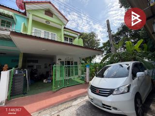 For sale 3 bedrooms townhouse in Mueang Samut Prakan, Samut Prakan