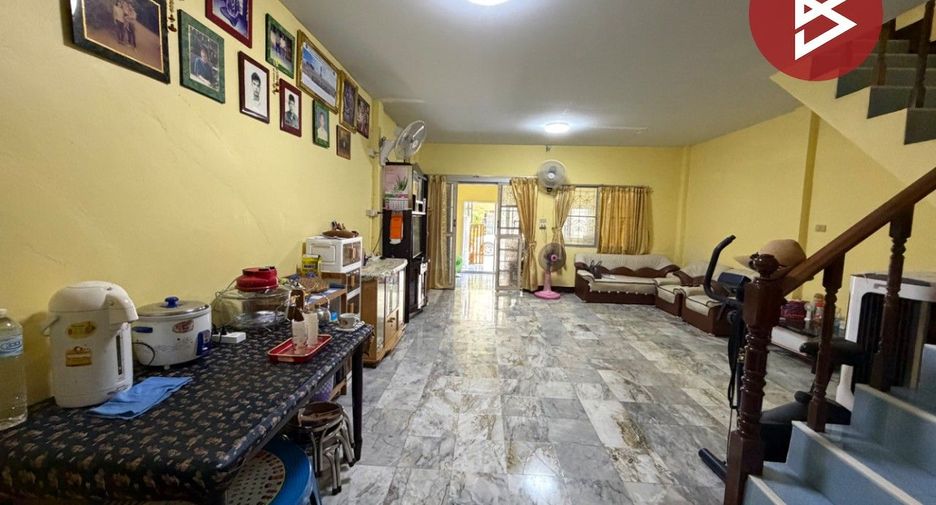 出售 公寓 联排别墅 在 Mueang Samut Sakhon, Samut Sakhon