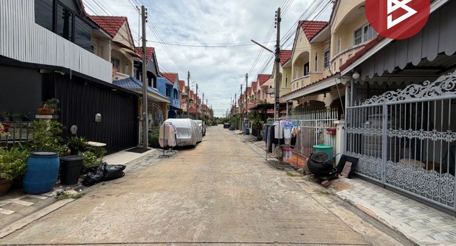 出售 公寓 联排别墅 在 Mueang Samut Sakhon, Samut Sakhon