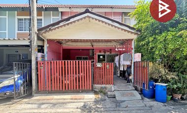 Casa adosada en venta de 3 habitaciones en Mueang Samut Prakan, Samut Prakan