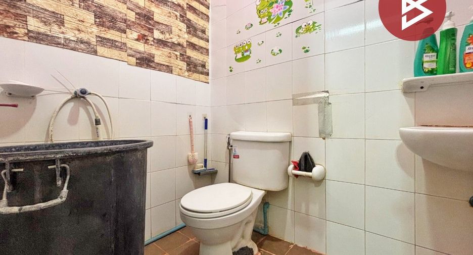 Casa adosada en venta de 3 habitaciones en Mueang Samut Prakan, Samut Prakan