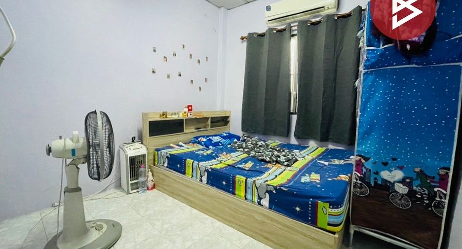 Продажа 3 спальни таунхаус в Sam Phran, Накхонпатхом