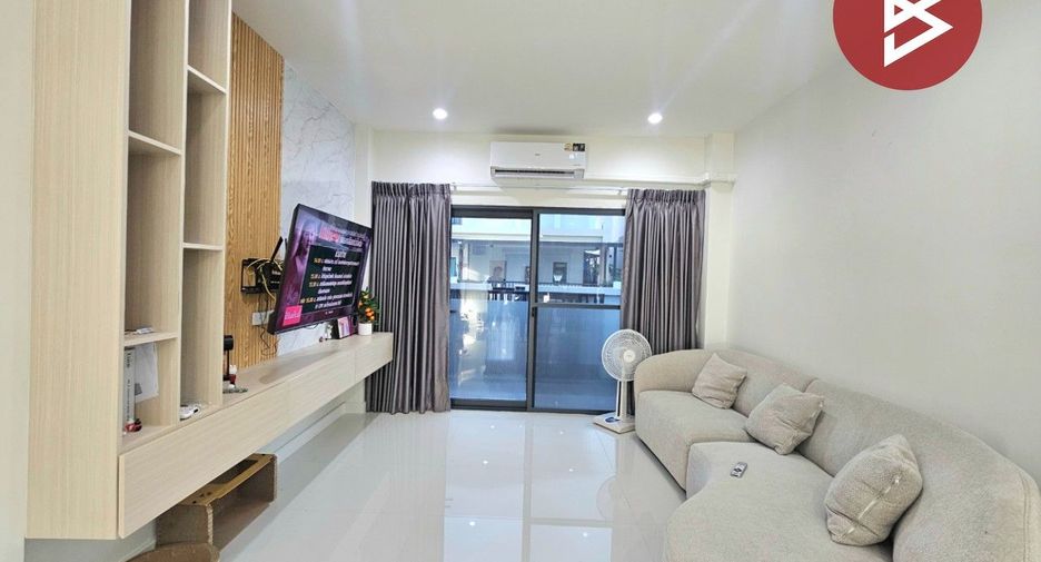 For sale 3 bedrooms house in Mueang Chon Buri, Chonburi