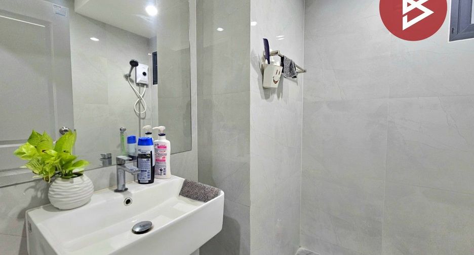 For sale 3 bedrooms house in Mueang Chon Buri, Chonburi