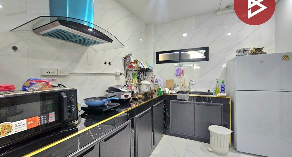For sale 3 bedrooms house in Mueang Chon Buri, Chonburi