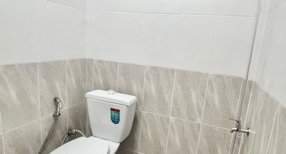For sale studio townhouse in Mueang Chon Buri, Chonburi