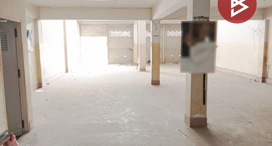 Продажа 3 спальни торговое помещение в Mueang Nakhon Ratchasima, Накхон Ратчасима
