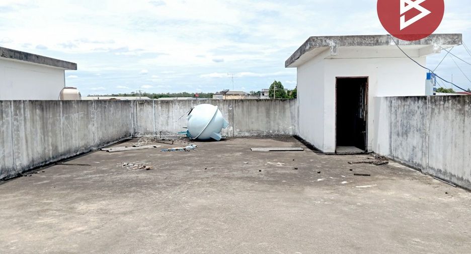 Продажа 3 спальни торговое помещение в Mueang Nakhon Ratchasima, Накхон Ратчасима