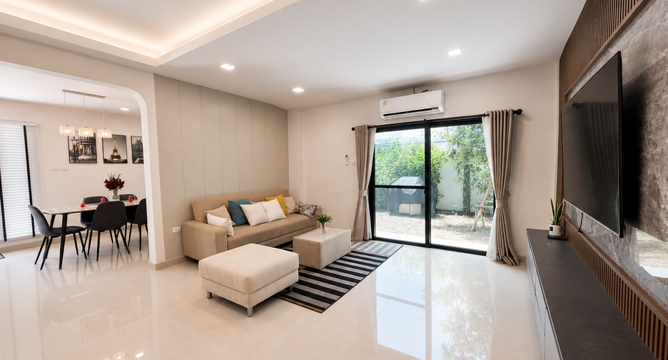 出租 3 卧室 独立屋 在 Bang Lamung, Chon Buri