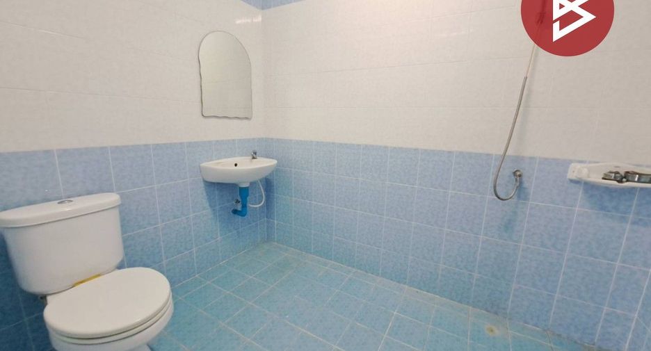 Продажа 6 спальни торговое помещение в Mueang Nakhon Sawan, Накхонсаван
