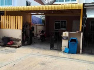 出售 3 卧室 联排别墅 在 Phra Samut Chedi, Samut Prakan