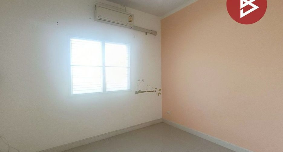 À vendre 4 chambres maison de ville à Phra Samut Chedi, Samut Prakan