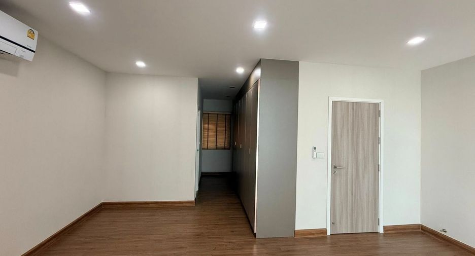 À vendre 3 chambres maison à Suan Luang, Bangkok
