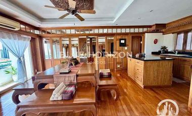 For sale 2 bedrooms condo in Pratumnak, Pattaya