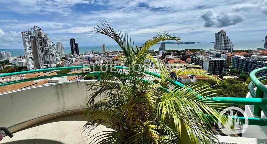 For sale 2 bedrooms condo in Pratumnak, Pattaya