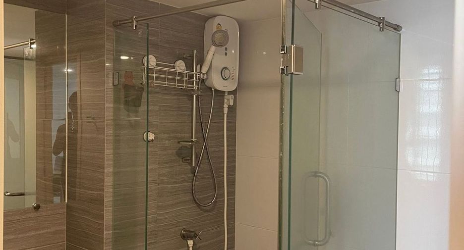 Condo en alquiler y en venta de 2 habitaciones en Bang Khen, Bangkok