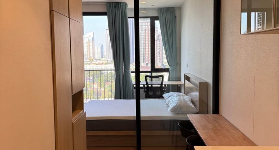 Condo en alquiler y en venta de 1 habitaciones en Watthana, Bangkok