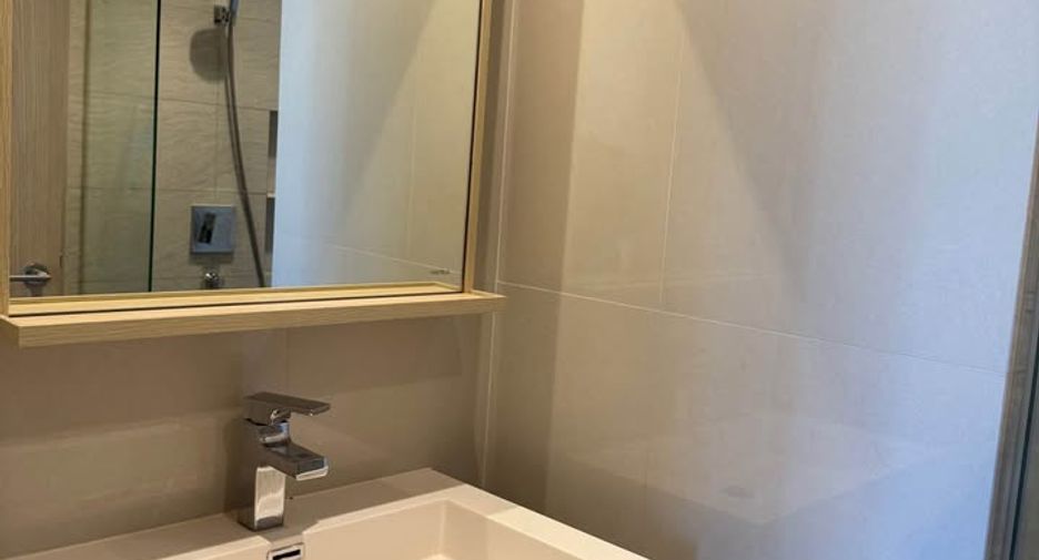 Condo en alquiler y en venta de 1 habitaciones en Watthana, Bangkok