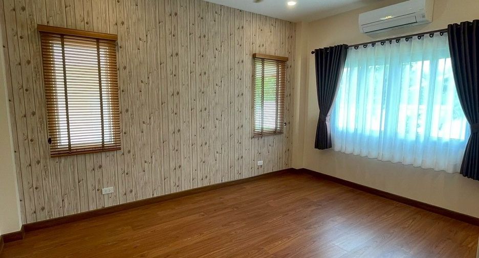 For rent 5 bedrooms villa in Doi Saket, Chiang Mai