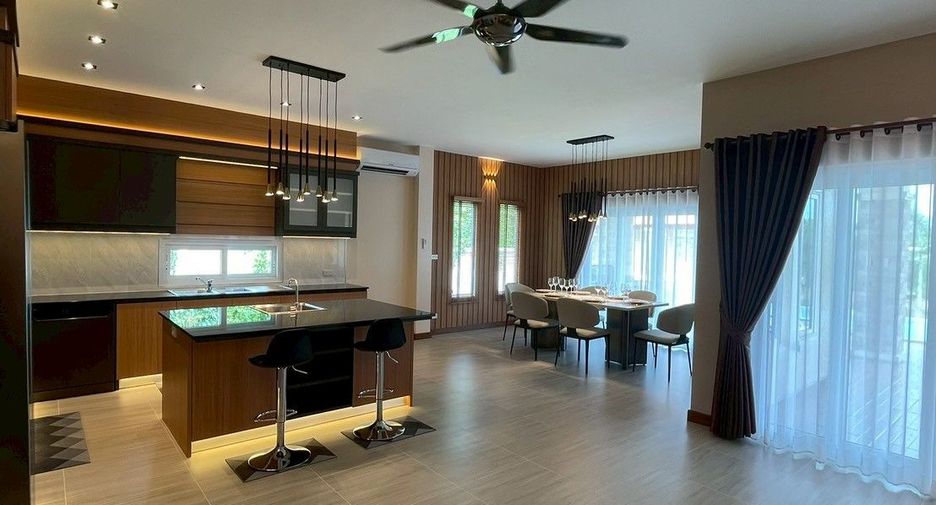 For rent 5 bedrooms villa in Doi Saket, Chiang Mai