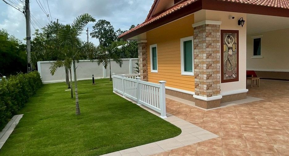 For rent 5 bedrooms villa in Doi Saket, Chiang Mai
