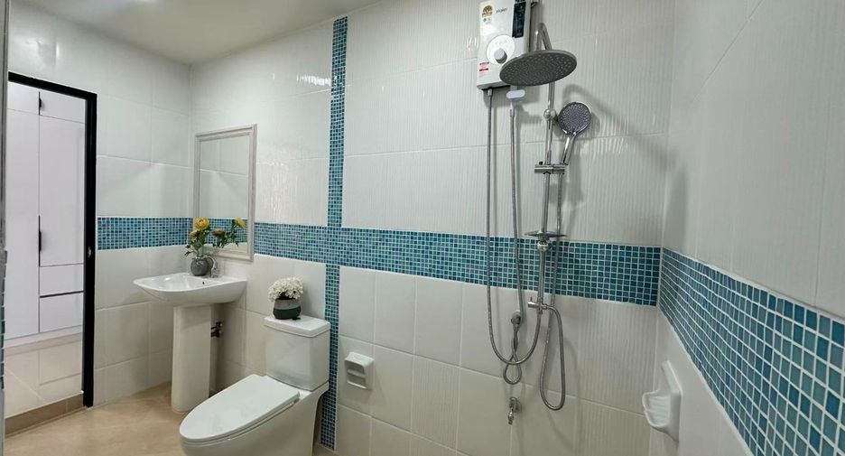 ขาย 3 ห้องนอน บ้านเดี่ยว ใน พัทยาตะวันออก, พัทยา