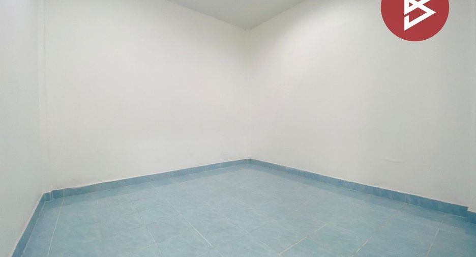 For sale 2 bedrooms townhouse in Krathum Baen, Samut Sakhon