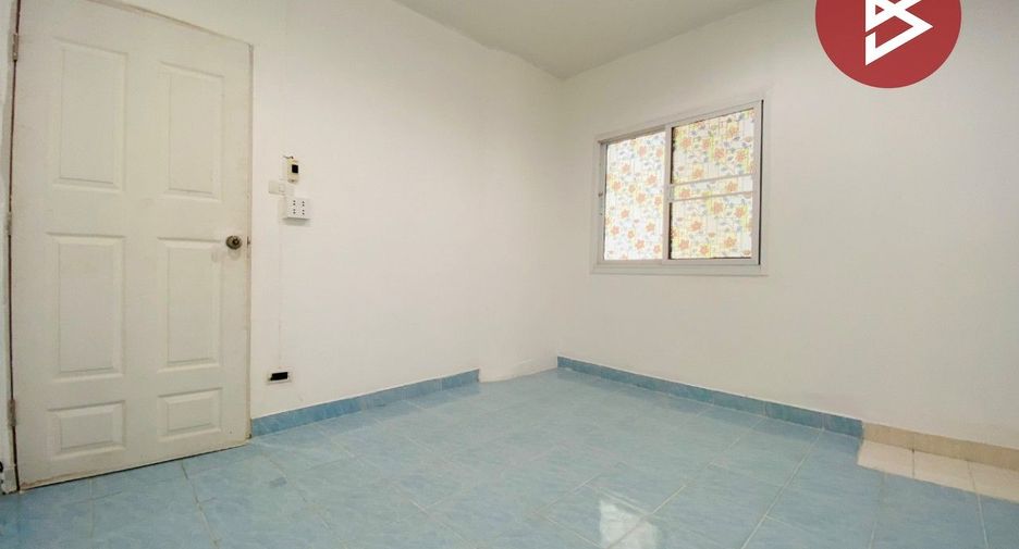 For sale 2 bedrooms townhouse in Krathum Baen, Samut Sakhon