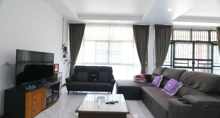 For sale 3 bedrooms house in Nong Han, Udon Thani