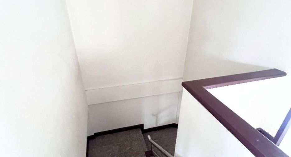 For sale 3 bedrooms townhouse in Bang Khun Thian, Bangkok