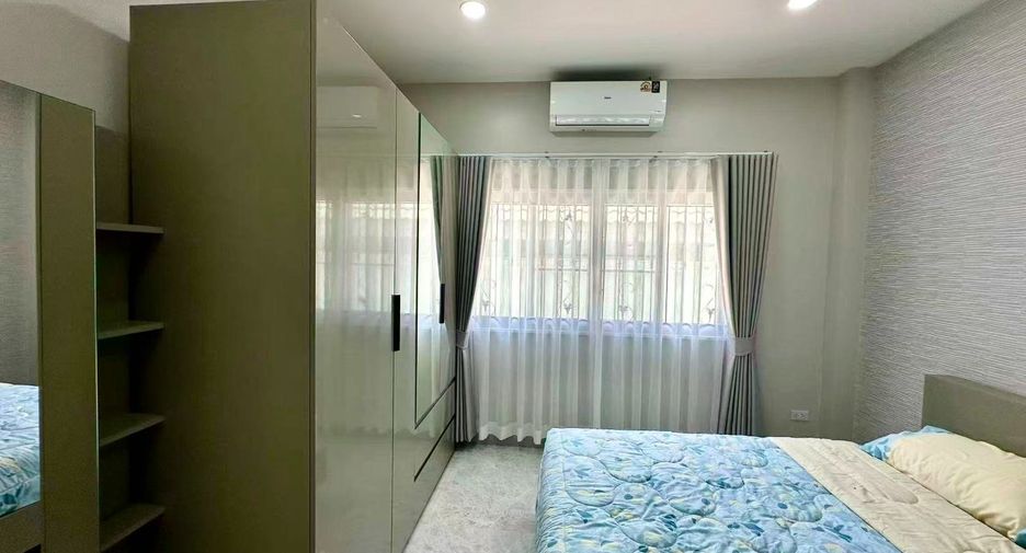 À louer 3 chambres maison à East Pattaya, Pattaya