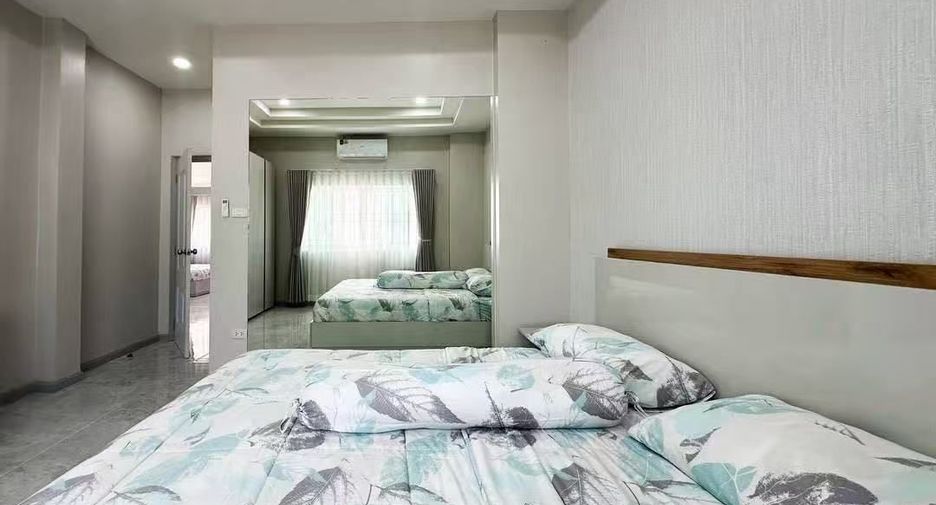 À louer 3 chambres maison à East Pattaya, Pattaya